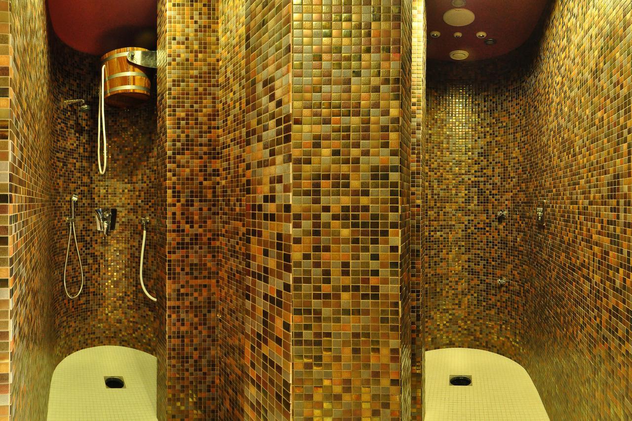 Hotel Veba Broumov Esterno foto